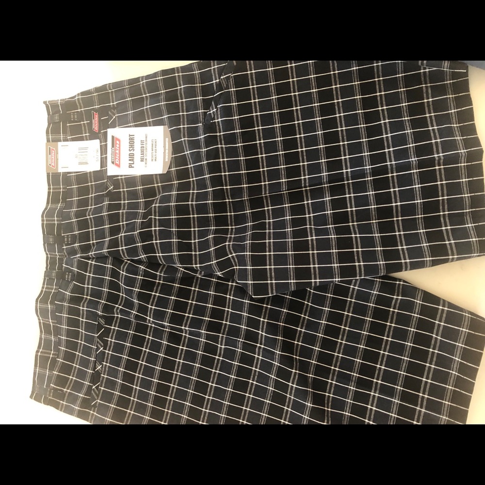 Dickies shorts- relaxed fit